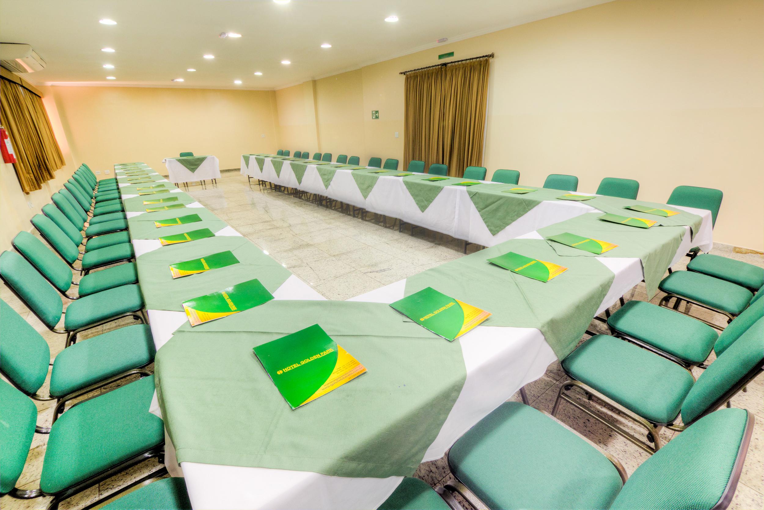 Hotel Golden Park Uberaba By Nacional Inn Eksteriør bilde