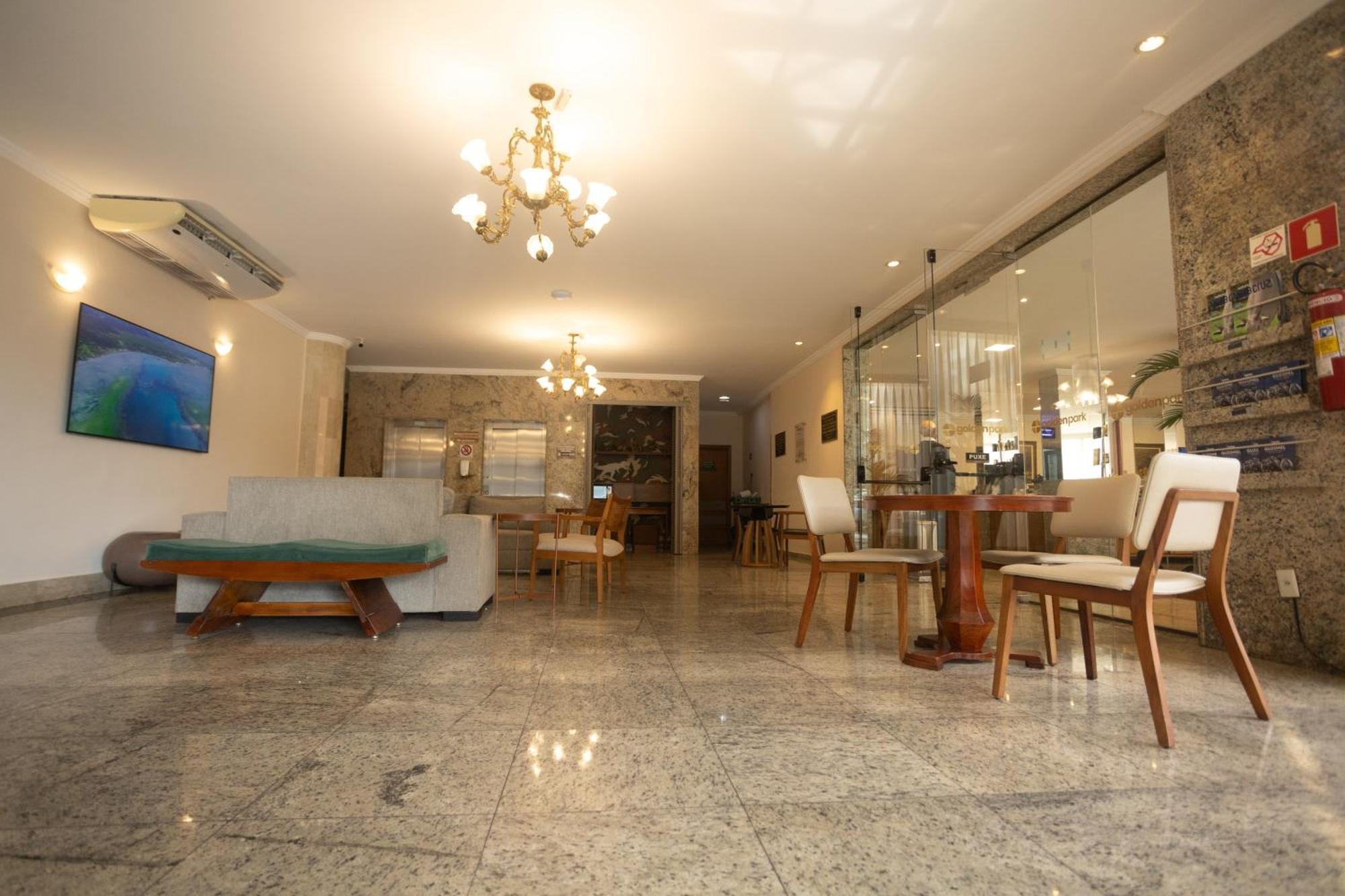Hotel Golden Park Uberaba By Nacional Inn Eksteriør bilde
